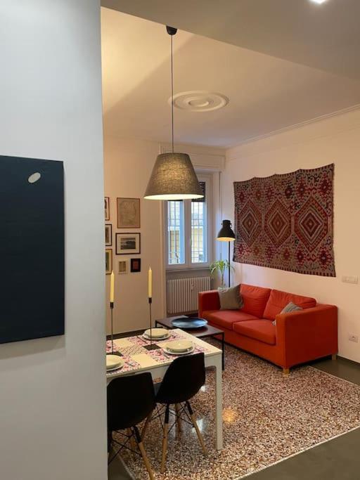 Cozy Apartment Near The Colosseum Rome Exterior photo